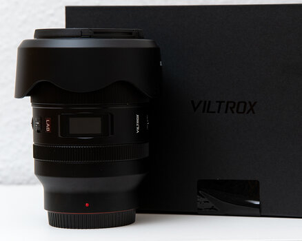 Viltrox-1.jpg