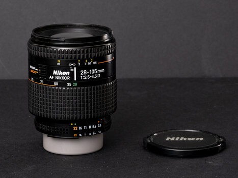 Nikon AF-D 28-105mm f3.5-4.5 macro