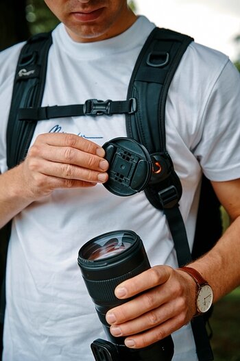 SNAPSNAP lens cap clip