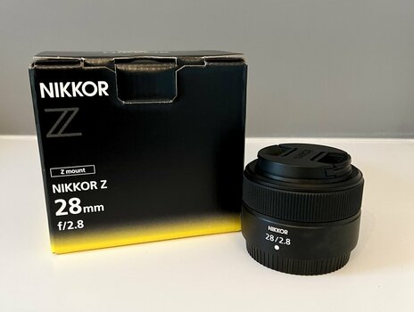 Nikon Nikkor Z 28 mm 1:2,8 Objektiv, OVP