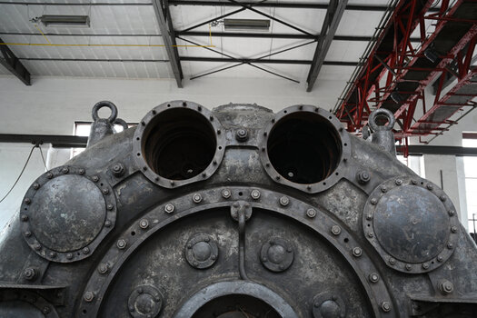 V-17.jpg