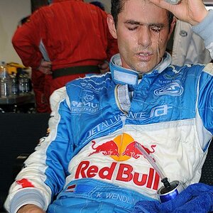 FIA GT 2008/ ein total erschöpfter Karl Wendlinger nach seinem Sieg