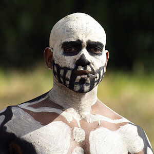 Skeleton bei der Rauchpause