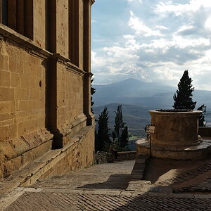 2010102215373458