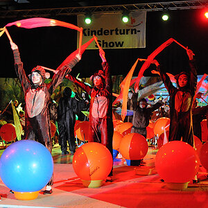 Kinderturn-Show (Affen-stark und Löwen-schlau)