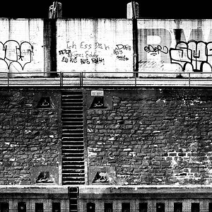Kaimauer Innenhafen Duisburg 09/2009