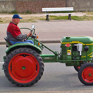 SDIM0592 Trecker Deutz