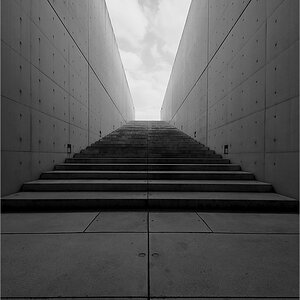 cR Langen Foundation 4898