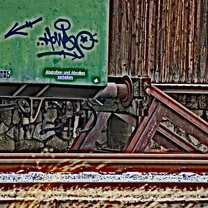 abstossen und abrollen

s DSC 0124 extrem lzn