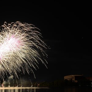 Feuerwerk beim Nürnberger Frühlingsfest 2011