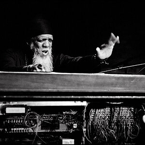 Dr. Lonnie Smith 1