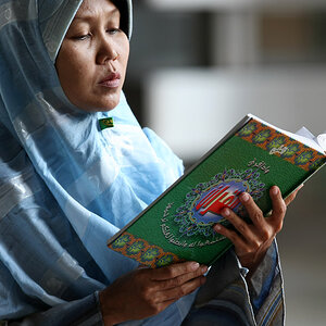 11 06 04Istiqlal0398