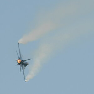 F-16 04