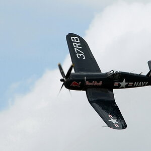 Chance Vought F4U-4 Corsair 02