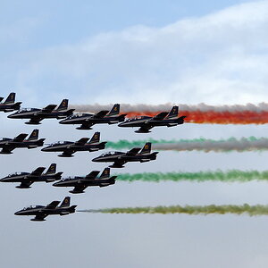 Frecce Tricolori 01