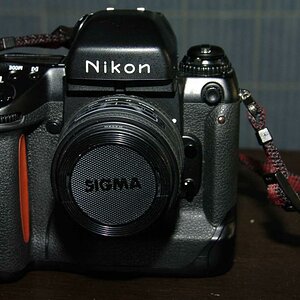 Eine F5 mit "Limited"-Sucher