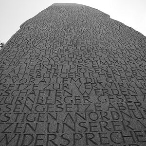 Mahnmal 01