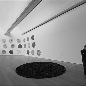 cR Mudam 5727
