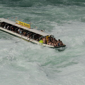 Rheinfall bei Schaffhausen, 20.08.2011. Nikkor 55-300 mm VR DX.