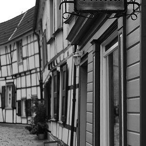 20110917 0067 [NIKON D3] 70 mm,1 800 Sek. bei ƒ   3,2 2