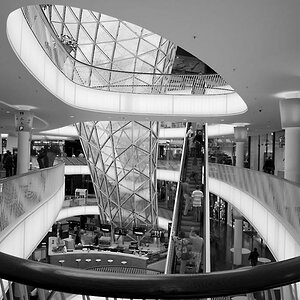 "My Zeil" Frankfurt
Erster Ausflug mit der D3s