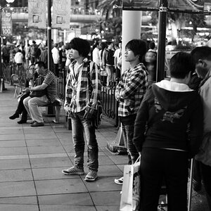 zwei fans (strassenkonzert)