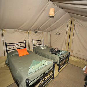 Kati-Kati tented Camp
Zelt von innen
2988