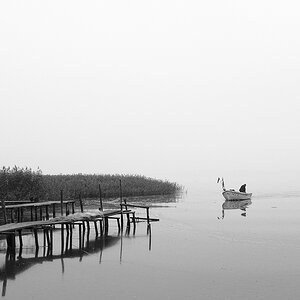 Boot am Steg in Neeberg sw