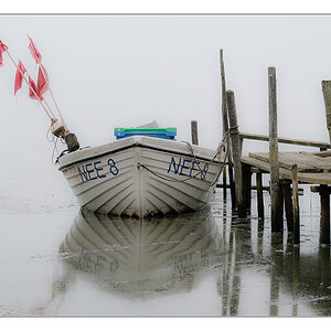 Boot am Steg in Neeberg