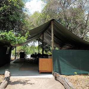 Musanza Camp, Restaurantzelt,
Kafue
6742
