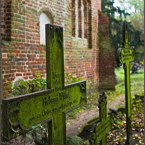 Friedhof 2