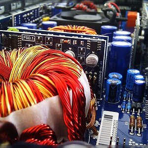 Audison 5.1k Innenansicht links