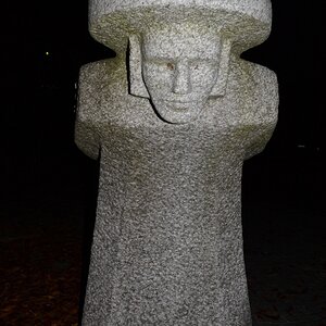 steinfigur 02