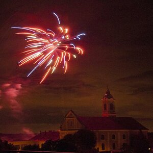 feuerwerk auf der kirche