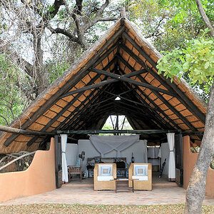 Die Unterkünfte im Nkwali Camp
6232