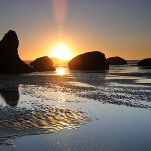 D34 4683 Sunset at Bandon Beach