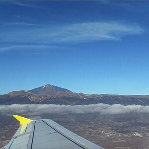 Blick vom 10A rüber zum Pico del Teide mit der Nikon AW-100