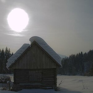 Admont Hütte Gegenlicht