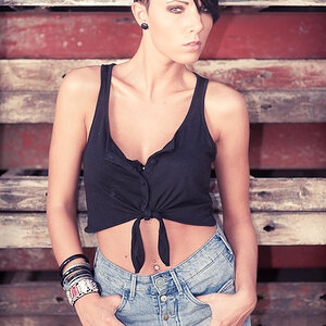 Denise 8299