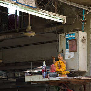 bangkok tah tien market 1016708