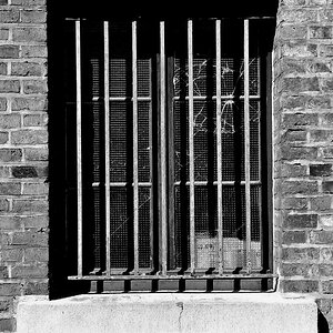 Fenster kaputt   sw