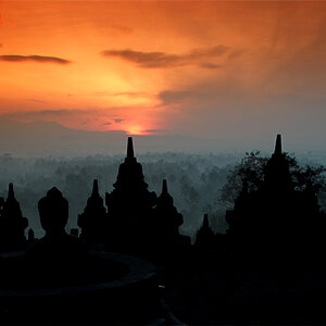 12 03 13Borbodur074a