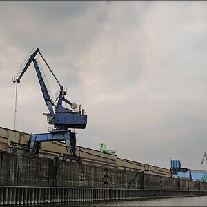 Hafen Duisburg - 06.04.2012 - Continerhafen