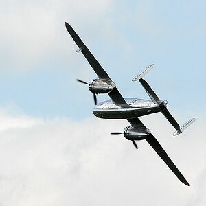 Zeigt her eure Flieger
North American B-25J "Mitchell" - entmilitarisiert