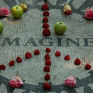 IMAGINE -Central Park