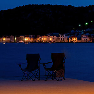 Blaue Stunde in Tisno (Kroatien)