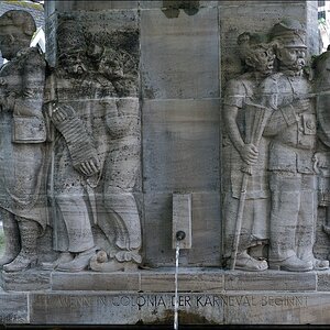 Köln 03.08.12 - Willy Ostermann Brunnen 04