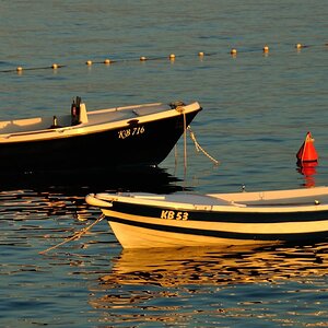 Boote im Sonnenuntergang