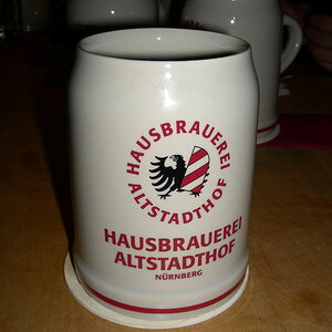 Felsengänge 8
