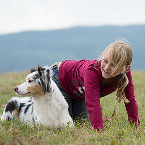 kind und hund